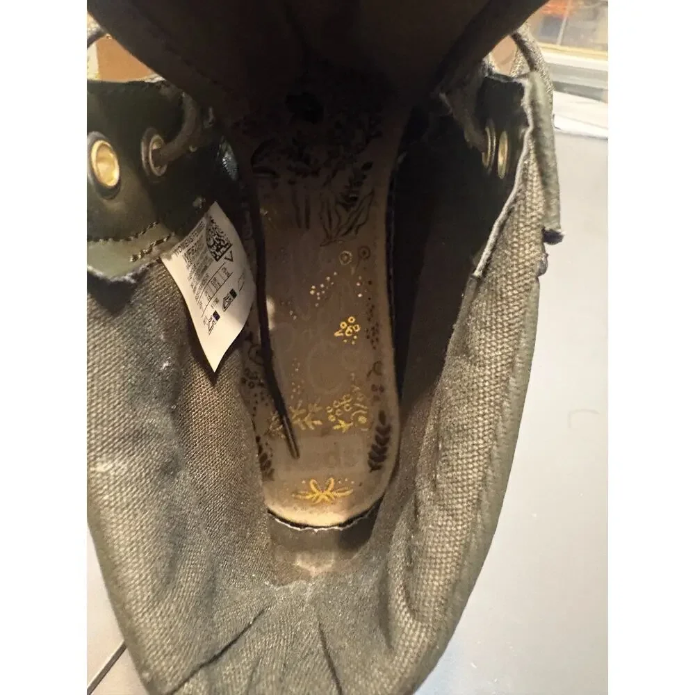Keds x Rifle Paper Co Garden Party Scout Weather Boots Sz 7 Floral Olive